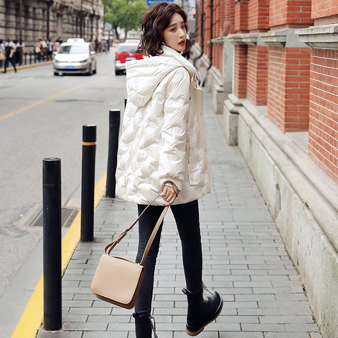 Down Jacket Women's Winter Loose and Wash-free Bright White Duck Down Mid-length Hooded Jacket Women's Winter Warm Jacket
