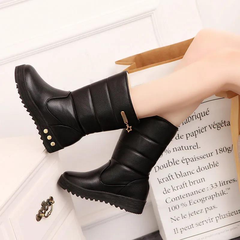 Winter Snow Boots Women's Thick Flat-heeled Thick-soled Non-slip Leather Waterproof Mid-tube Boots