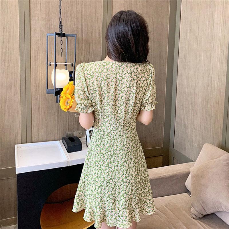 Women's Summer Floral Dress V-neck Slim Puff Sleeve Skirt
