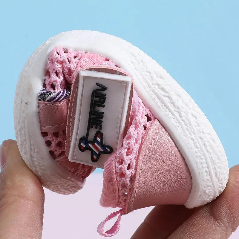Children's Shoes In Spring and Summer Boys and Girls Sports Shoes Breathable Soft Sole Antiskid Casual Light Shoes
