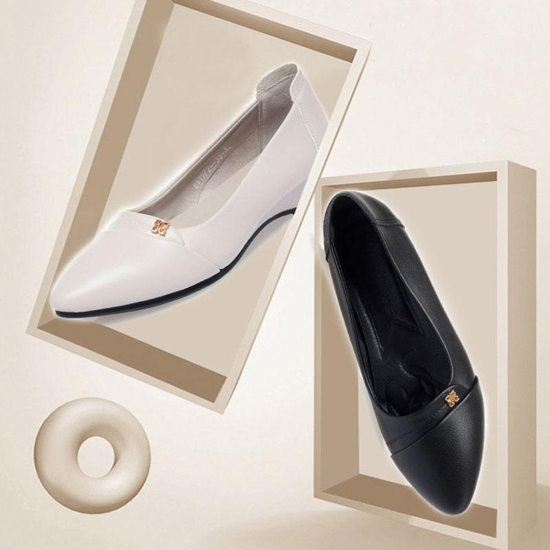 Soft Sole Mother's Shoes Women Flat Leather Shoes Wedge Women's Comfortable Low Heel Work Single Shoes