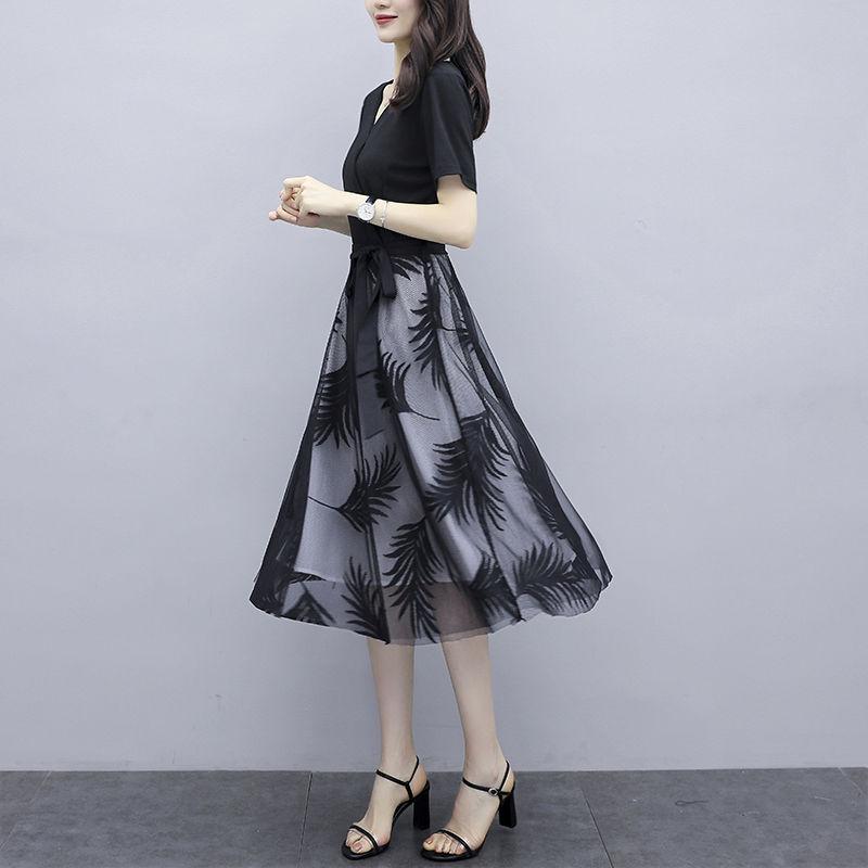Spring Summer Women's Mesh Dress Fake Two Pieces Black Stitching Mid-length Dress Large Size Casual All-match V-neck