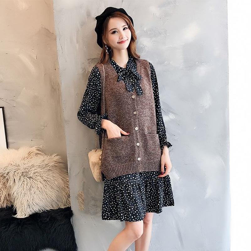 Set Female Autumn and Winter Polka Dot Chiffon Dress + Loose Knitted Sweater Vest Vest Two-piece Suit Can Be Worn with A Coat