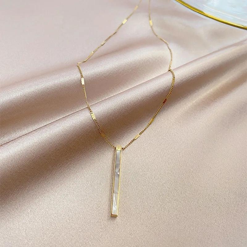 Exquisite Shell Pendant Necklace Titanium Steel Necklace Ladies' Clavicle Chain Golden Necklace Personalized Ornaments Jewelry Mom Daughter Gifts