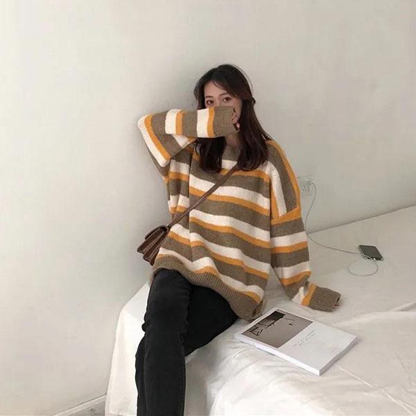 Women's Large Size Round Collar Sweater Loose Autumn Winter Versatile Long Sleeve Short Pullover Casual Knitted Bottom Sweater