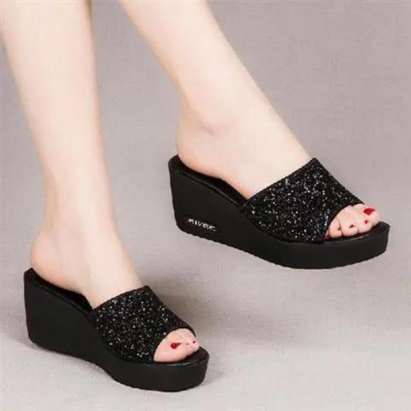 Ladies Summer Sandals and Slippers All-match Outer Wear Wedge Heel Fashion Trend Non-slip Beach Shoes