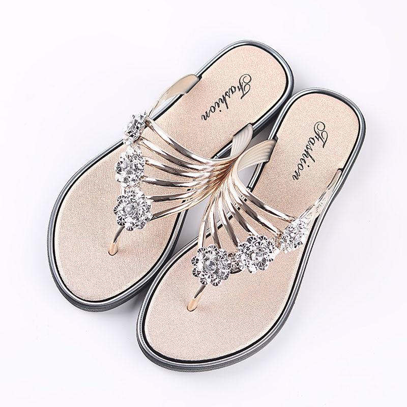Slippers  Women's Outer Wear  Ladies Fashion  All-match Flip-flops  One-word Slippers  Outing Shoes  Summer Beach Shoes