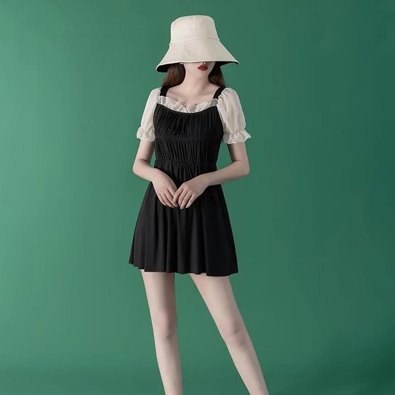 Swimsuit Women's Small Fragrant Wind Thin Belly Thin A-line Version Waist Thin Small Breasts Gathered Skirt-style Swimwear Sweet