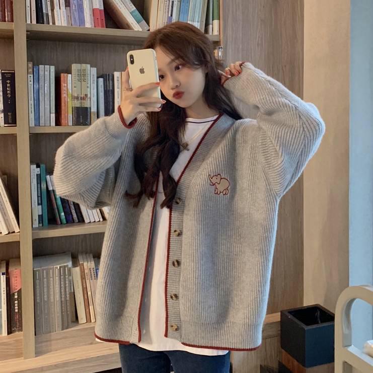 Knitted Cardigan V-neck Winter Clothes Coat Baby Elephant Embroidered Sweater Students