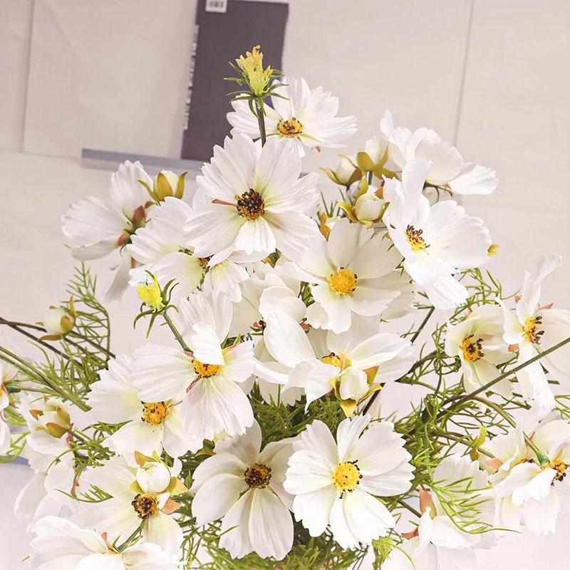 High-end Artificial Flowers Fake Flowers Cosmos Small Daisies Desktop Living Room Plastic Bouquet Decoration Table Home Decoration