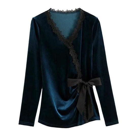 Casual Lace Velvet TShirts Sexy V-Neck Long Sleeve Blouse Women Elegant Short Tops Autumn Pullover
