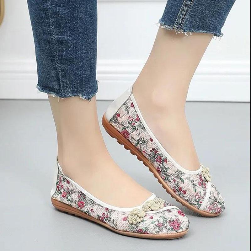 Summer Hollow Women's Shoes Mesh Shoes Mother Shoes Embroidered Soft Sole Tendon Sole Casual Shoes Grandma Shoes Breathable