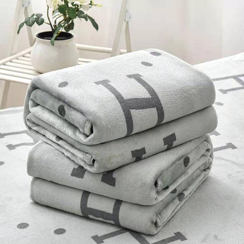 Large Thick Blanket Four Seasons Coral Velvet Sheets Double-sided Usable Warm Sheets