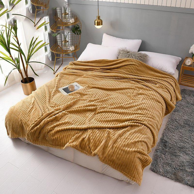 Milk Velvet Flannel Blanket Warm Napping Leisure Blanket Towel Blanket Single Double Summer Blanket