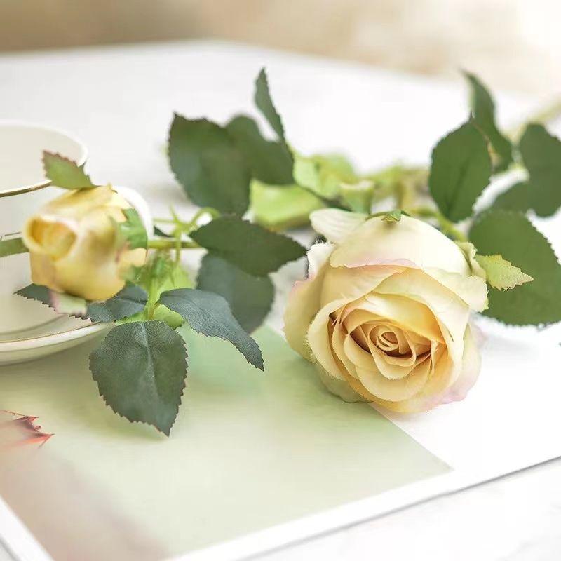 Bulgarian Rose Simulation Bouquet Fake Flower Decoration European Plastic Flower Decoration Silk Flower Living Room Table Decoration