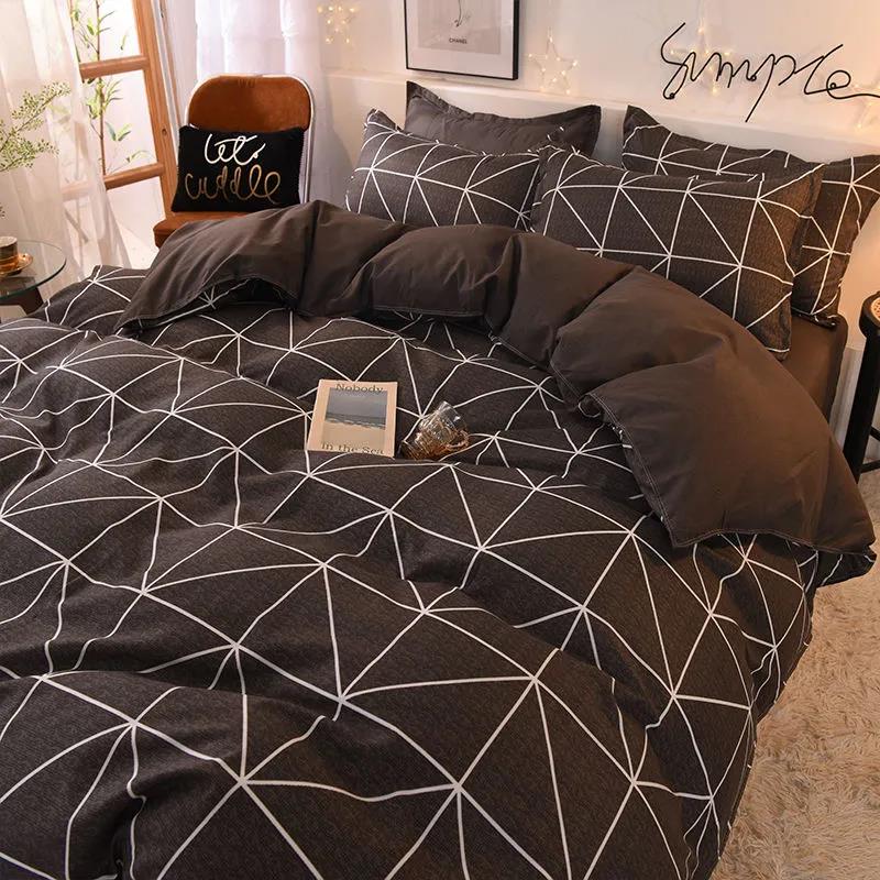 Bedding Skin-friendly Duvet Cover + 2 Pillowcases + Single Four-piece Double Bed King Size Double Bed