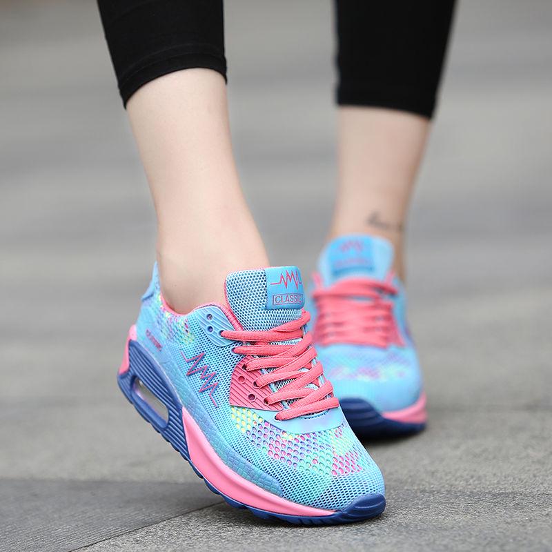 2020 Stylish Woman Running Shoes Flat-heeled Sneakers Cushioning Women's Breathable Sports Shoes Girls