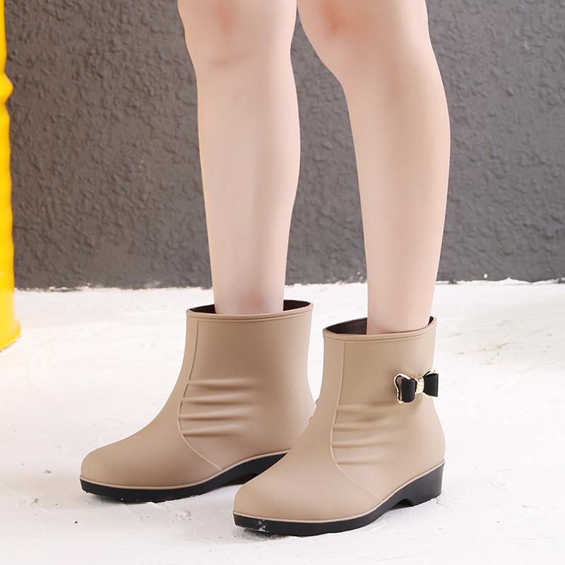 Female Rain Boots Adult Mid-tube Rain Boots Rubber Shoes Non-slip Waterproof Shoes