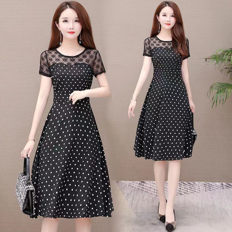 Large Size Women's Polka-dot Round Neck Short-sleeved Dress Female Self-cultivation Lace Temperament Mid-length Skirt A-line Skirt Waist Is Slim