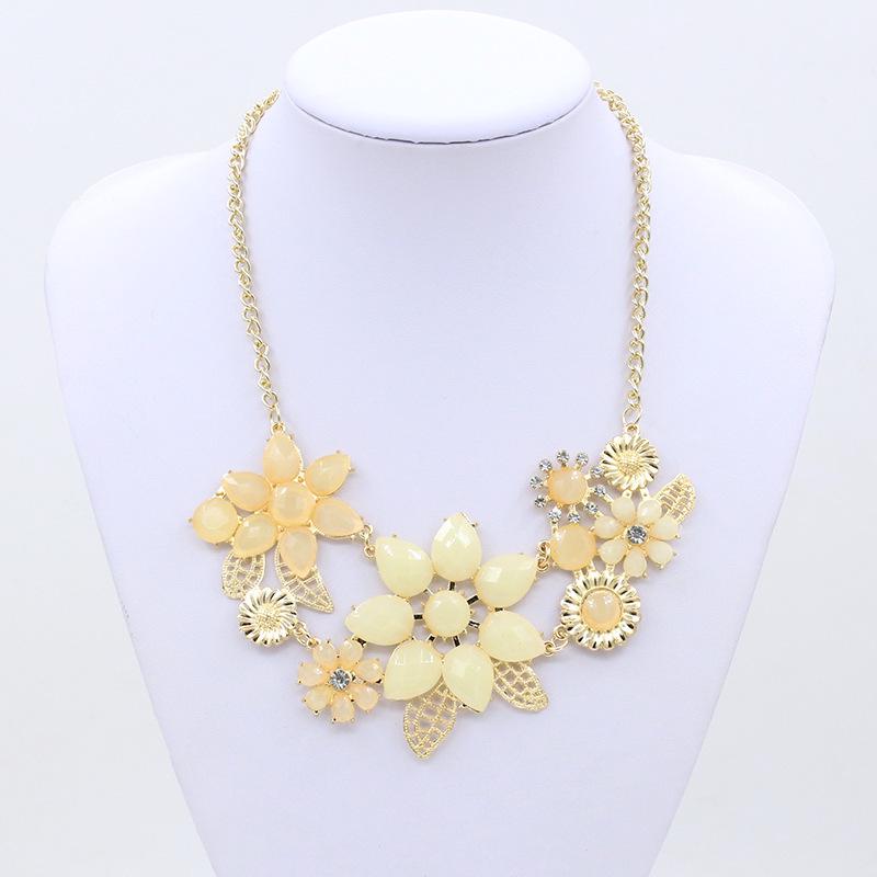 Temperament Flower Gemstone Necklace Gardenia Open Pendant Sweater Chain