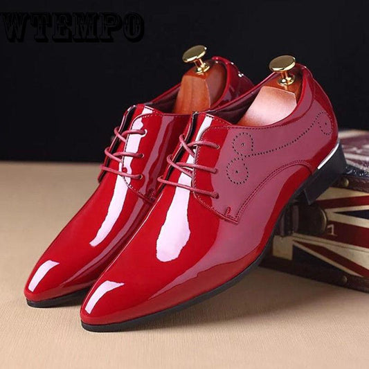 Business casual shoes men's large size shoes fashion bright face British wind pointed shoes