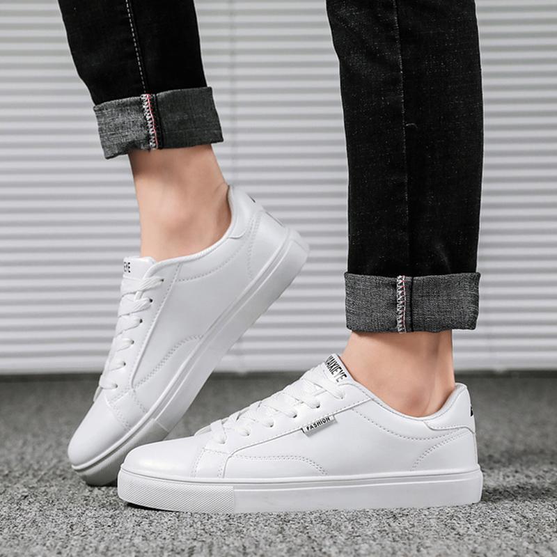 Spring Fashion Men's White Shoes Breathable Casual Men's Net Red Shoes Korean Men's Sneakers Outdoor Sports Men's Shoes