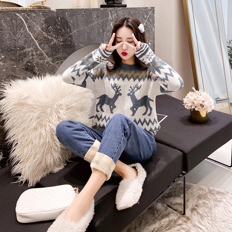 Large size Christmas clothing Sweater Woman Loose Long sleeve sweater Winter Round neck sweater