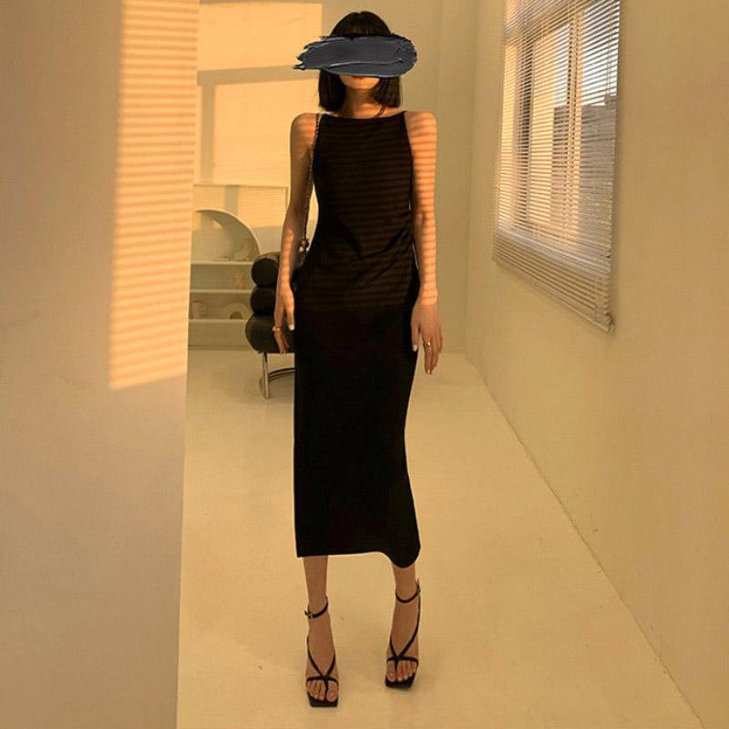 Red Suspender Dress Summer 2021 New Popular Sexy Slim Slimming Outer Wear One Word Collar French Sleeveless