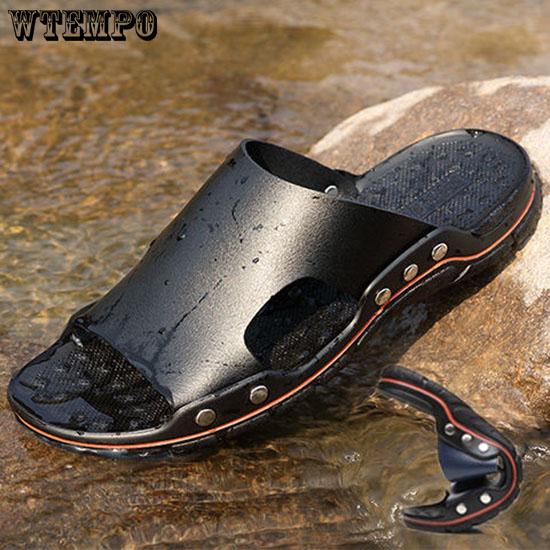 Pair of Shoes Men Hand-stitched Outdoor Closed Toe Leather Sandals Summer Beach Slippers