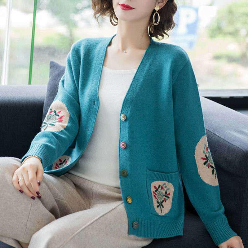 Autumn and Winter Knitted Sweater Cardigan Loose Large Size Top Simple Short Middle-aged Women Jacket
