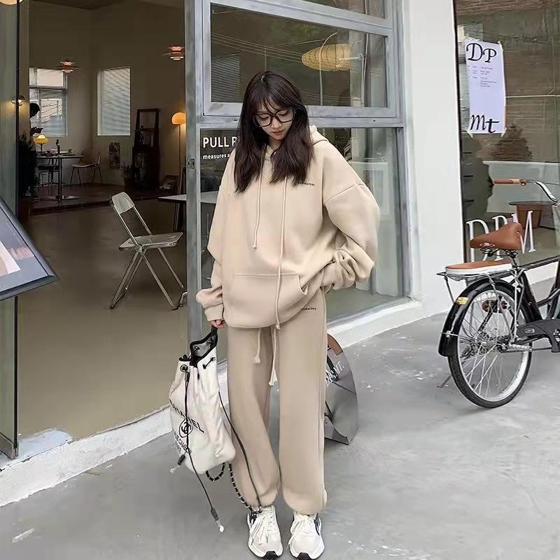 Sweatshirt Sports Suit Fleece Thickened Sports Suit Women's Autumn and Winter Loose Sweater Women's + Leggings Pants Two-piece Set