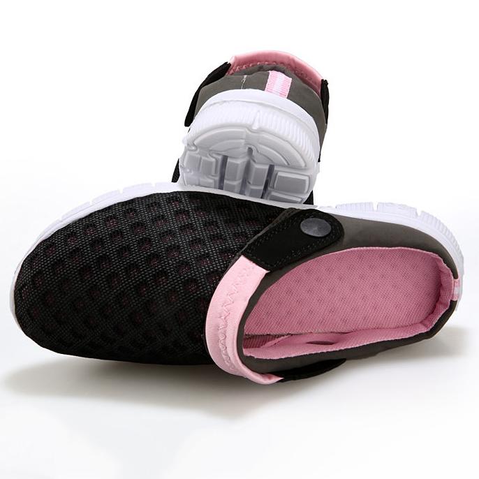 Summer Couple Mesh Sandals Casual Hollow Breathable Men's and Women's Beach Shoes Large Size Solid Color Half-slip Sandals