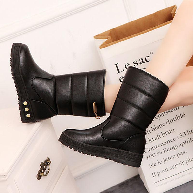 Winter Snow Boots Women's Cotton Shoes Flat Heel Thick-soled Anti-skid Leather Waterproof Mid-tube Boots Warm Cotton Shoes