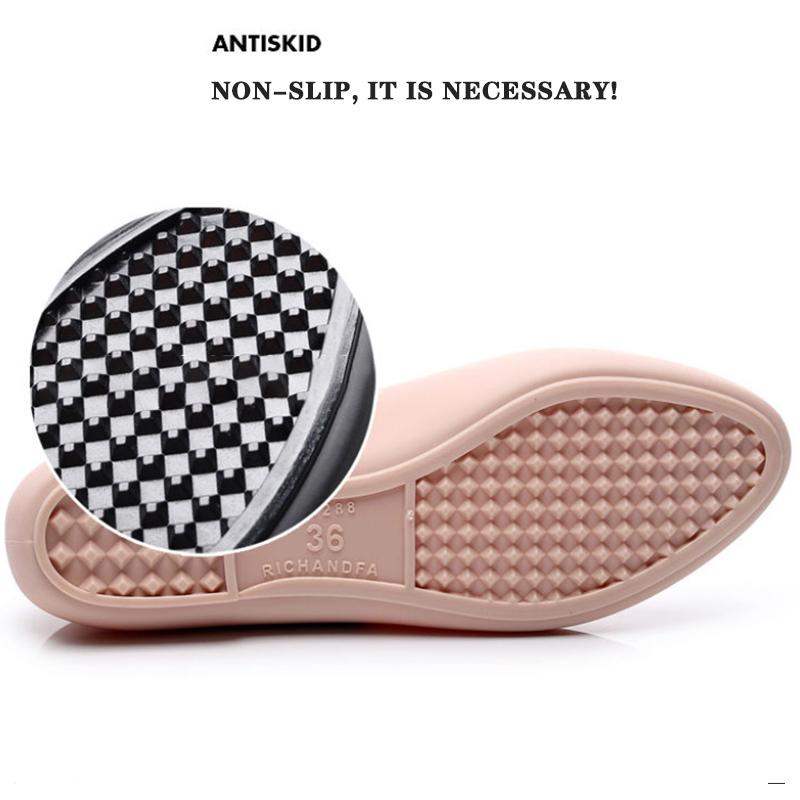 Ladies Sandals Summer Black Fashion PVC Material Crystal Jelly Gum Shoes Flat Heel Flat Cover Foot Non-Slip Rain Boots