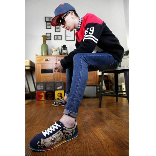 Chinese style canvas shoes spiritual social guy board shoes sports casual forrest shoes tide shoes