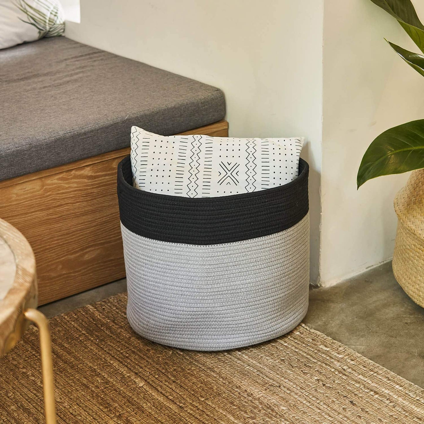 Laundry Basket, Large Cotton Rope Basket 15.8"x15.8"x13.8" Baby Laundry Basket Woven Blanket Basket