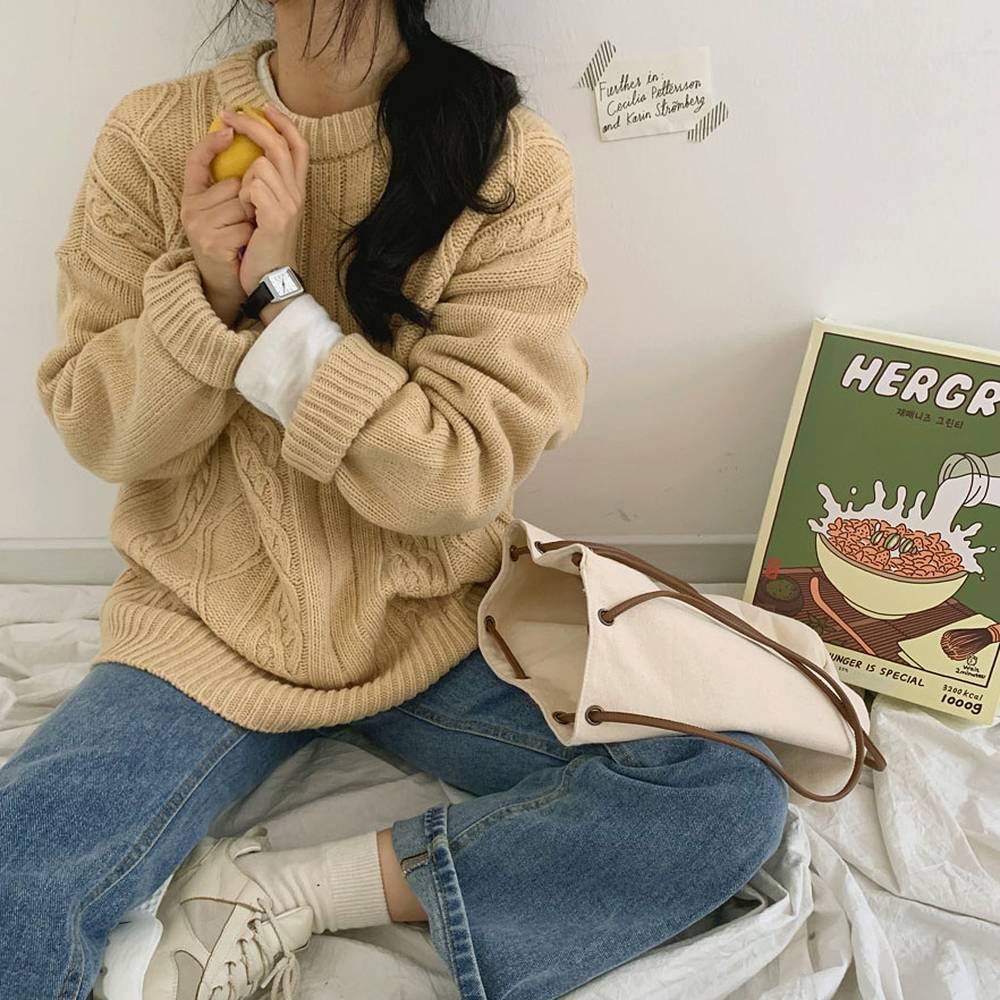 Pofuove Autumn Winter College Wind Twist Round Neck Sweater Girl Student Loose Wild Knitted Top