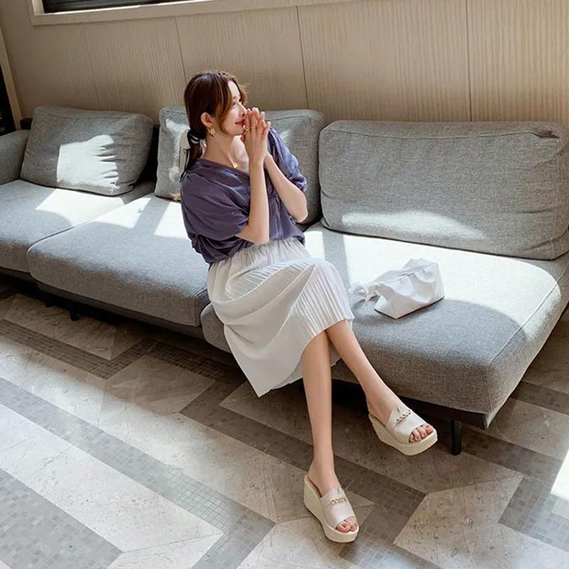 7cm High-heel Sandals and Slippers Slope-heel Ladies Slippers Thick-soled Non-slip Leather Mother Shoes Beach Shoes Casual Shoes Outdoor Slippers