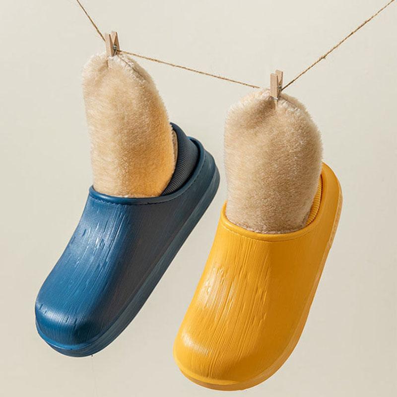 Women's Warm and Comfortable Flat Cotton Shoes In Winter Waterproof and Velvet Padded Non-slip Shoes