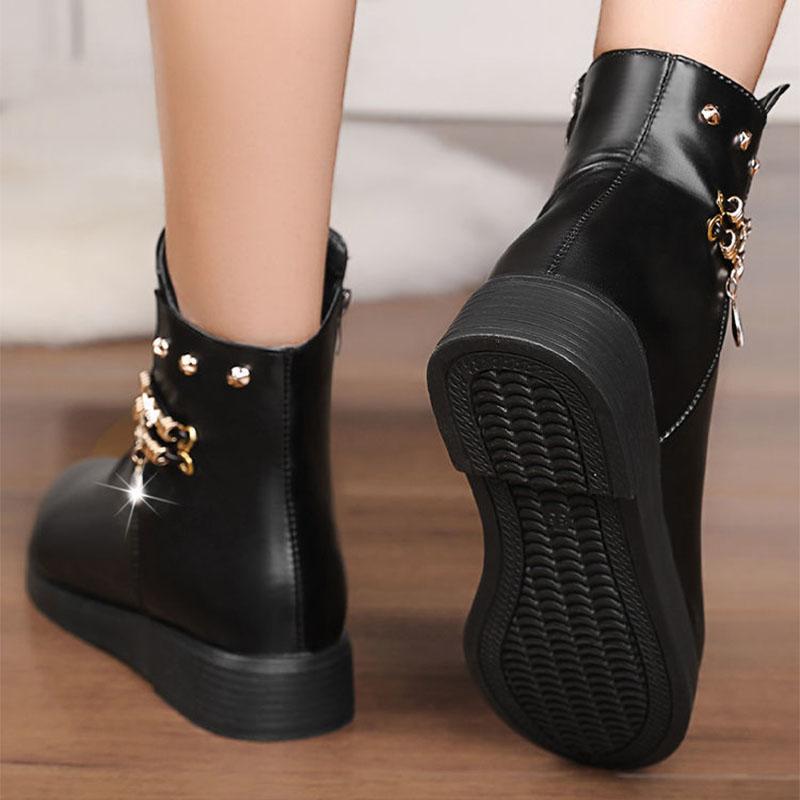 Women's Boots Autumn Winter Cotton Boots Soft Soled Short Boots Plus Velvet Flat Bottom Women's Leather Shoes Warm Middle-aged Elderly Women's Shoes