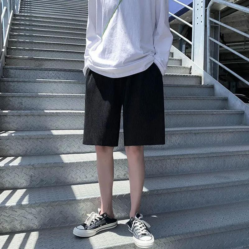Men's Summer Casual Ice Silk Wide Leg Shorts Men's Thin Versatile Straight Pants Lightweight Breathable Comfortable Loose Five-point Pants