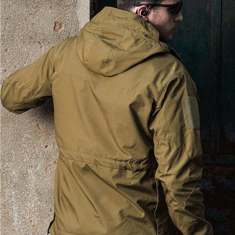 Outdoor Winter Jacket Tactical Jacket Soft Shell Camouflage Suit Mountaineering Ski Suit Plus Velvet Windproof and Waterproof