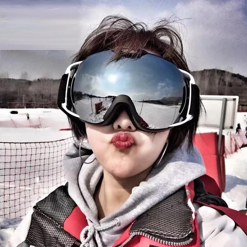 Ski Goggles Double Anti-fog Glasses for Men and Women Cocaine Myopia Glasses Adult Mountaineering Snow Protective Eyepiece Equipment