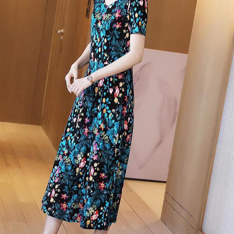 Women's Plus Size Loose Long Printed Dress Slim Round Neck A-line Skirt