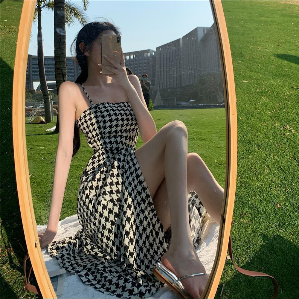 Female Vintage Slim Suspender Holiday Dress Elegant Backless Long Graceful Plaid Vacation Dress