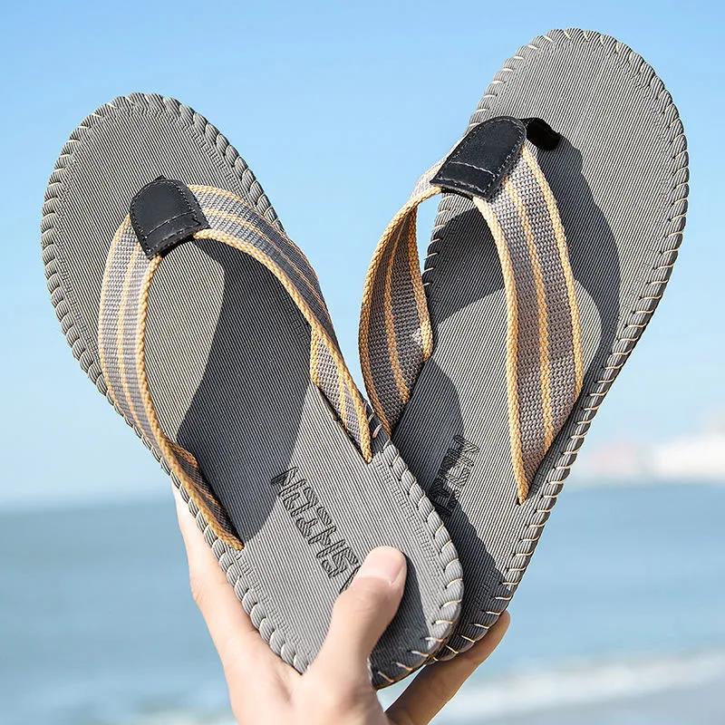 Flip-flops Men's Summer Sandals Non-slip Soft-soled Student Beach Shoes