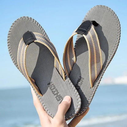 Flip-flops Men's Summer Sandals Non-slip Soft-soled Student Beach Shoes
