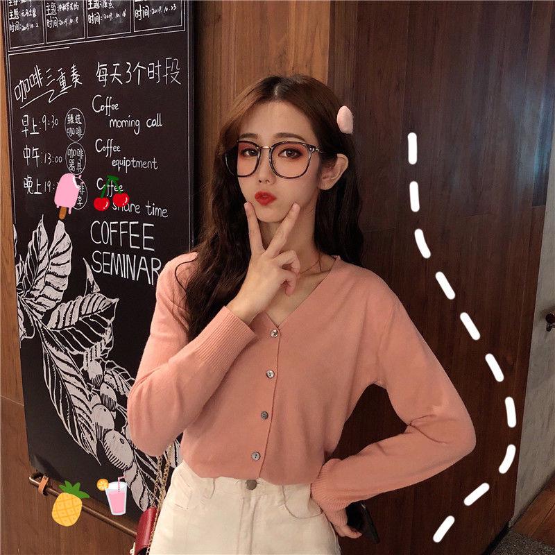 Spring and Autumn Clothing Net Red Knitted Cardigan Female Korean Version of The Western Style V-neck Wild Long-sleeved Bottoming Shirt Top