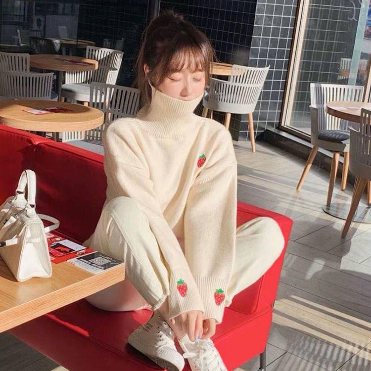 Strawberry Embroidery Sweater Sweet Girl Autumn and Winter Warm Loose Turtleneck Sweater