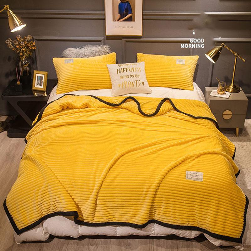 Blanket Thick Coral Fleece Blanket Winter Blanket Quilt Flannel Warm Sheets Office Nap Blanket Bedspread Blanket Floral Modern Blanket for Couch